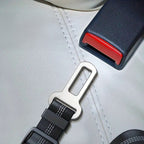 Elastický bezpečnostný pás pre psa do auta